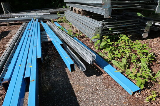 Palle med div. varelager