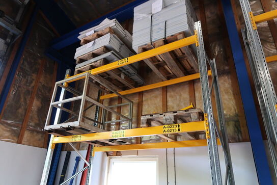 1 fag pallereol uden indhold