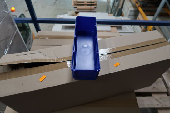 Palle med plastikkasser RK 300/93