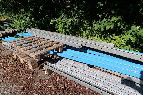 Palle med div. varelager