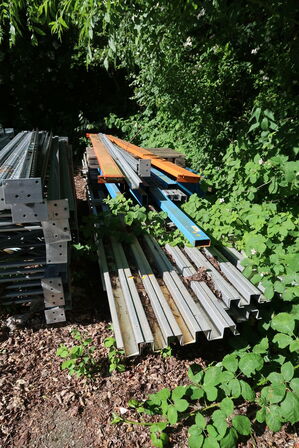 Palle med div. varelager