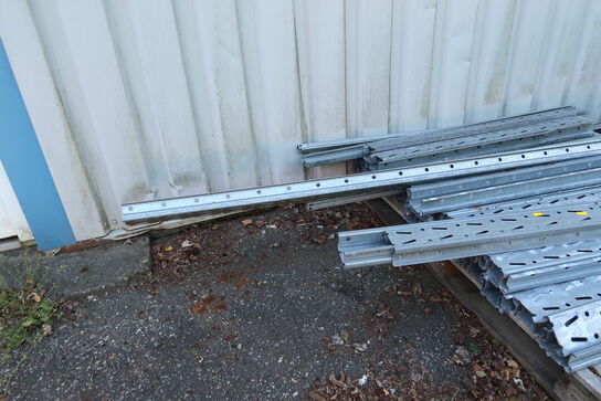 Palle med div. varelager