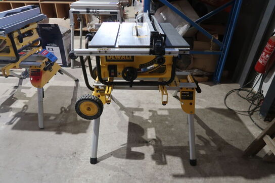 Dewalt DW745-q bordsav + DE7400 Arbejdsstation