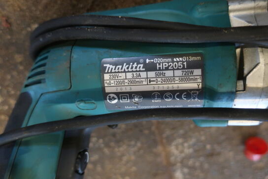 Slagboremaskine MAKITA HP2051 samt div. Koben