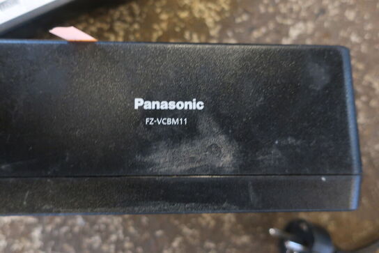 Lader PANASONIC FZ-VCBM11