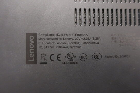 Bærbarcomputer LENOVO Thinkpad T590 med lader og taske