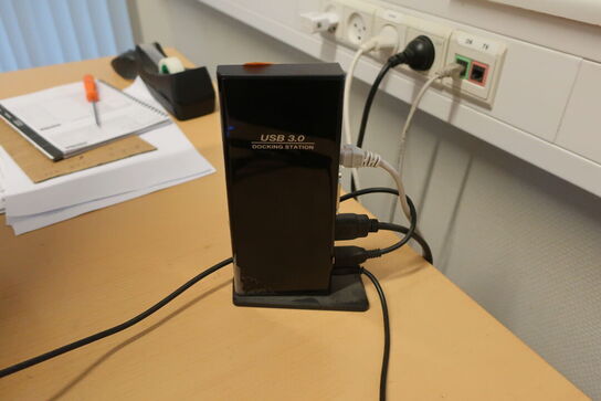 Computerskærm AOC M2470SWH, USB 3.0 Docking Station