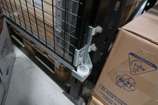 Pallereoler med gitterlåge (Læs info- Uden indhold)