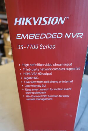 Video overvågnings optager Hikvision DS-716NI-I4/16