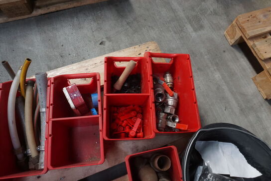 Diverse fittings 