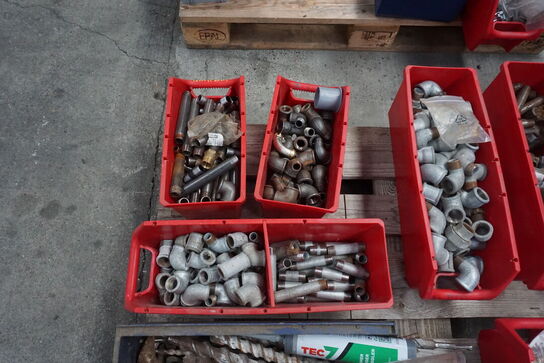 Diverse fittings 