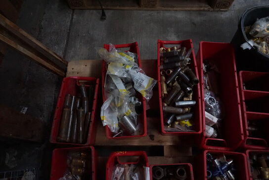 Diverse fittings 