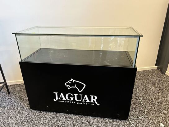 Glasvitrine, Heiring og montre, Jaguar