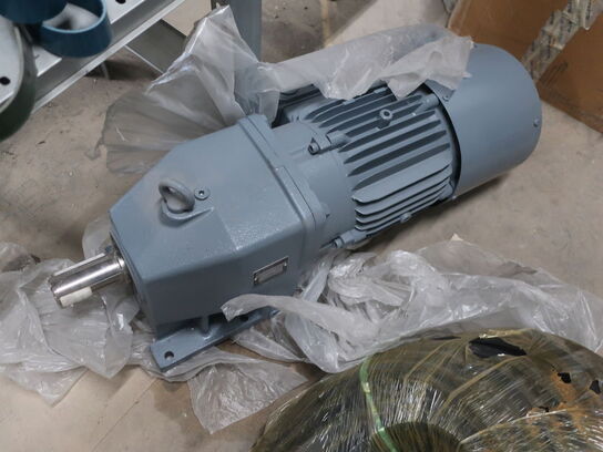 Gearmotor NORD GEAR SK 32 112 M/4