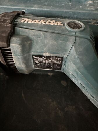 Bajonettsav 230V MAKITA JR3051T