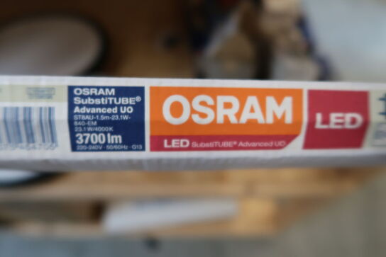 8 stk. SubstiTUBE LED Rør T8 Advanced UO 1500mm