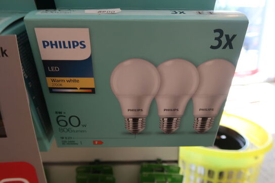 8 pk. Philips LED pære Standard 8W/827 (60W) Mat 3-pak E27