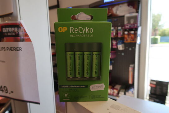 4 pk. GP ReCyko Oplader B421 (USB), inkl. 4 stk. AA 2100mAh batterier