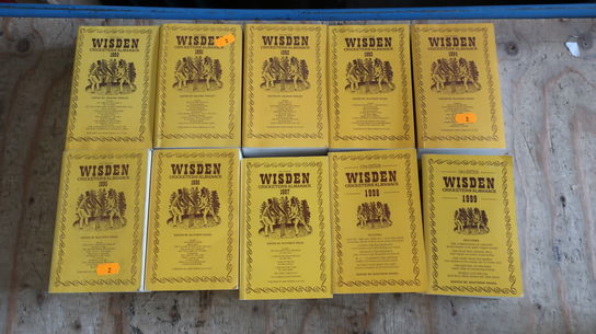 Bogsamling WISDEN Cricketers Almanack 1990 - 1999