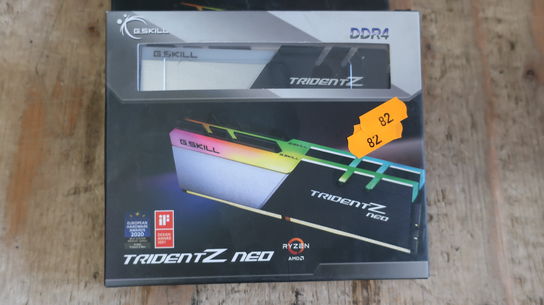 2 x 32 GB RAM GSKILL TridentZ Neo kit DDR4 3600 MHz