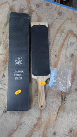 Knivsliver BEAVERCRAFT Leather Paddle Strop