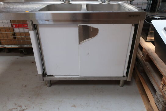 Arbejdsstation GGMGASTRO i rustfri m. 2x vaskeplads