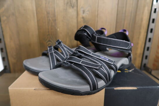 Teva TIRRA BLACK/GREY str. 42