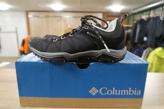 Columbia Women's Fire Venture™ Textile Black Grey Ice - str. 36