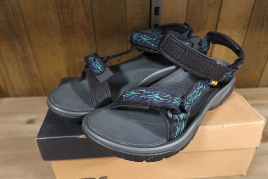 Teva TERRA FI 5 UNIVERSAL - str. 47