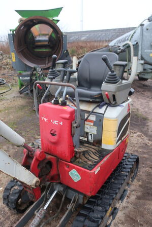 Minigravemaskine TAKEUCHI TB210R