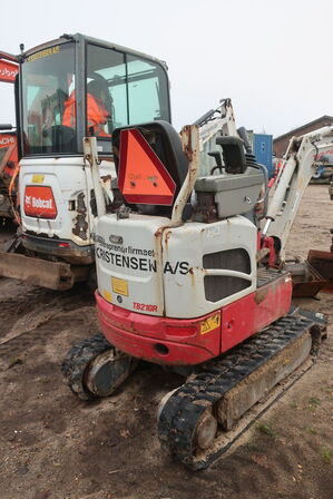 Minigravemaskine TAKEUCHI TB210R