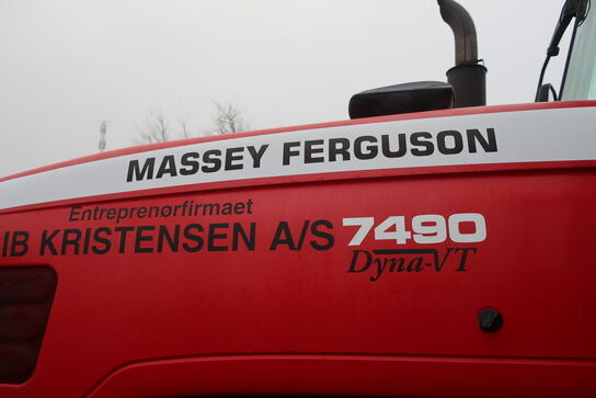 Traktor MASSEY FERGUSON MF 7490