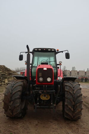 Traktor MASSEY FERGUSON MF 7490