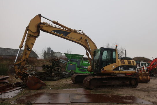 Gravemaskine CATERPILLAR 320C