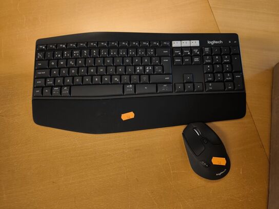 2 stk. skærme LENOVO G27Q-30 med holder, samt mus og tastatur