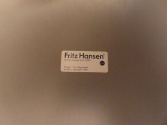4 stk. stole FRITZ HANSEN, designet af Vico Magistretti