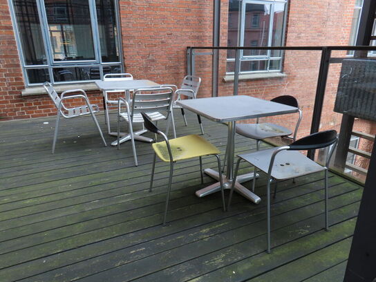 7 stk. haveborde med 7 stk. stole bl.a. FRITZ HANSEN