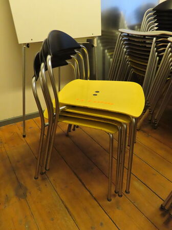 4 stk. stole FRITZ HANSEN, designet af Vico Magistretti
