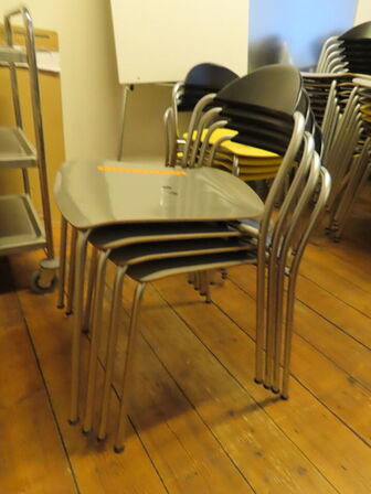 4 stk. stole FRITZ HANSEN, designet af Vico Magistretti