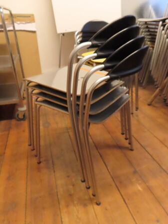 4 stk. stole FRITZ HANSEN, designet af Vico Magistretti