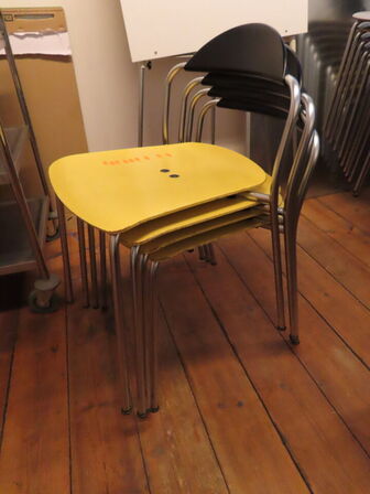 4 stk. stole FRITZ HANSEN, designet af Vico Magistretti