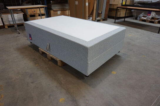 Nordisk Fjer B110 opbevaringsseng 120x200 cm