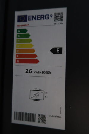 TV SHARP 32" Inkl. vægophæng (Se beskrivelse)