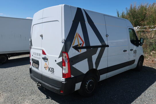 Varebil RENAULT Master 2.3 DCI 145