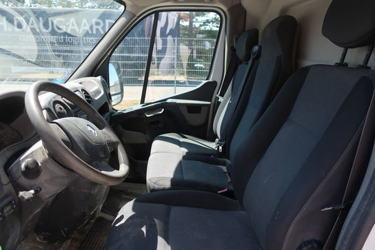 Varebil RENAULT Master 2.3 DCI 130 HK Van