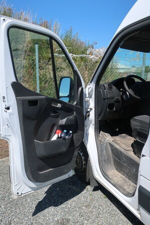 Varebil RENAULT Master 2.3 DCI 145