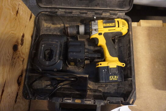 2 stk. Borremaskiner, DeWalt