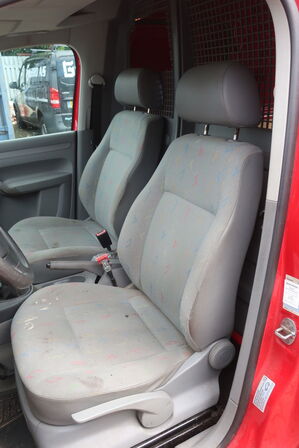 Varebil VOLKSWAGEN Caddy 1,9 TDI