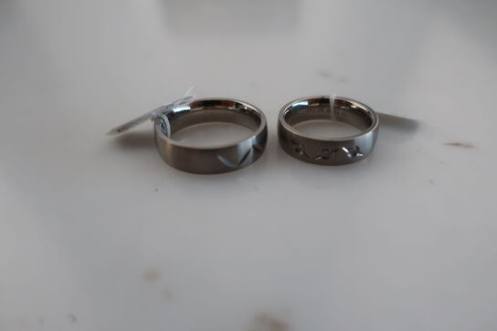 2 stk. ringe i titanium