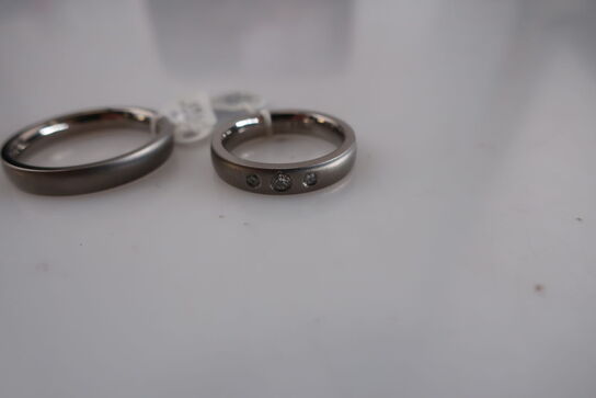 2 stk. ringe i titanium